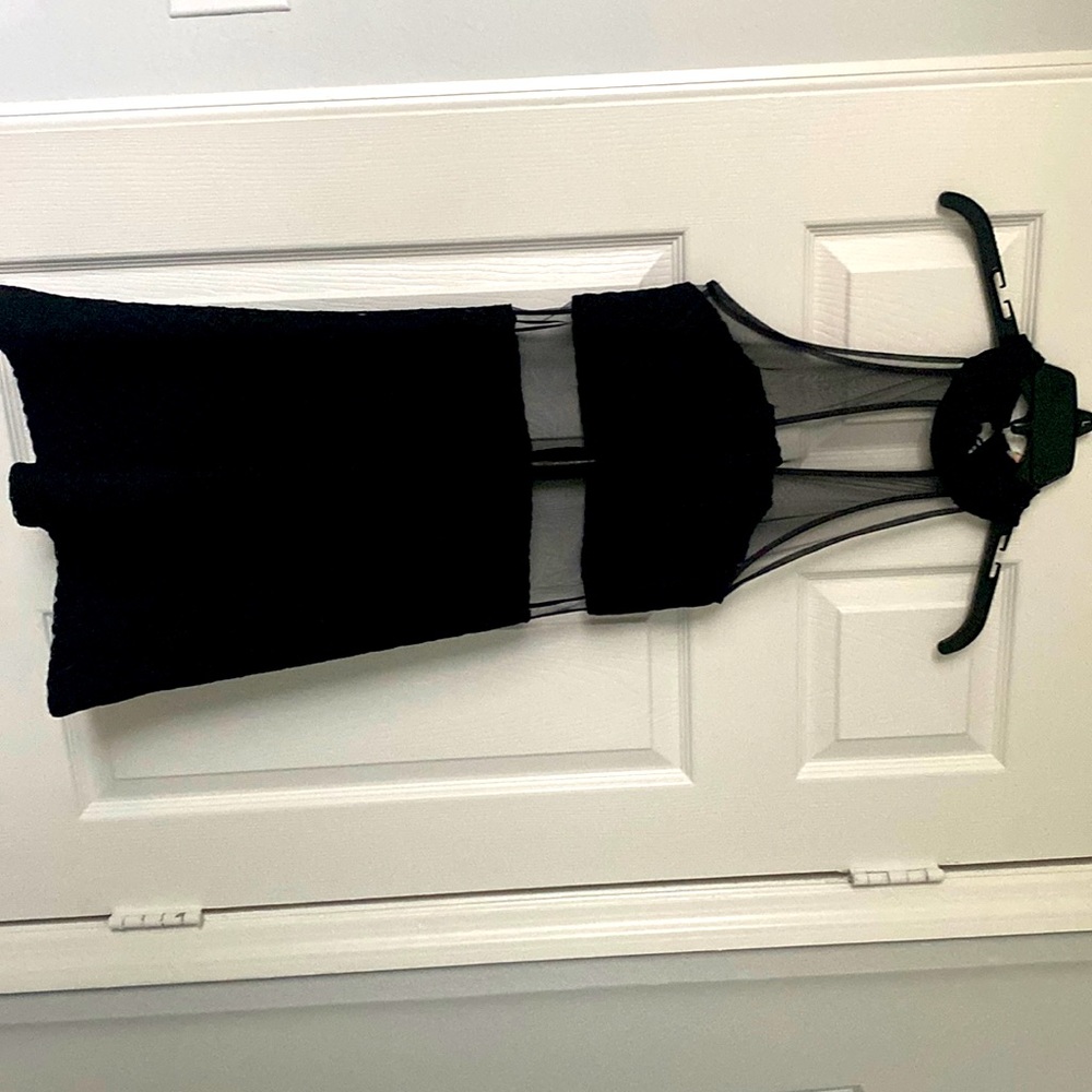 Black mini dress - size M